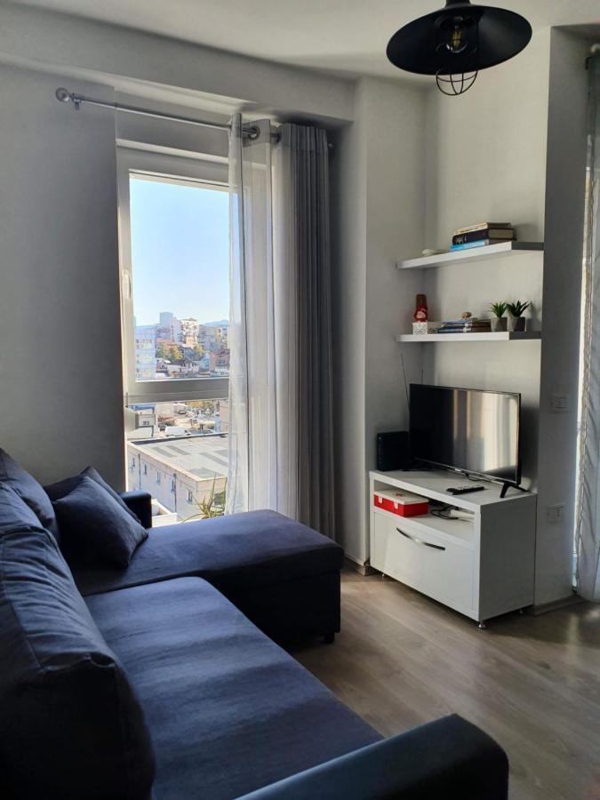 Rovena'S Apartment - Free Parking Тирана Экстерьер фото